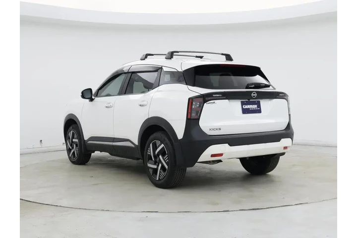 $23998 : Nissan Kicks 2025 SV 4dr Cro image 2