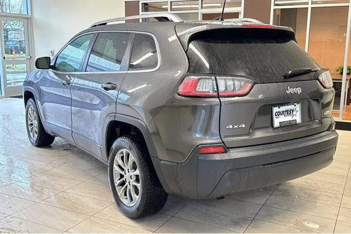 $16981 : Jeep Cherokee 2020 4x4 Latit image 6