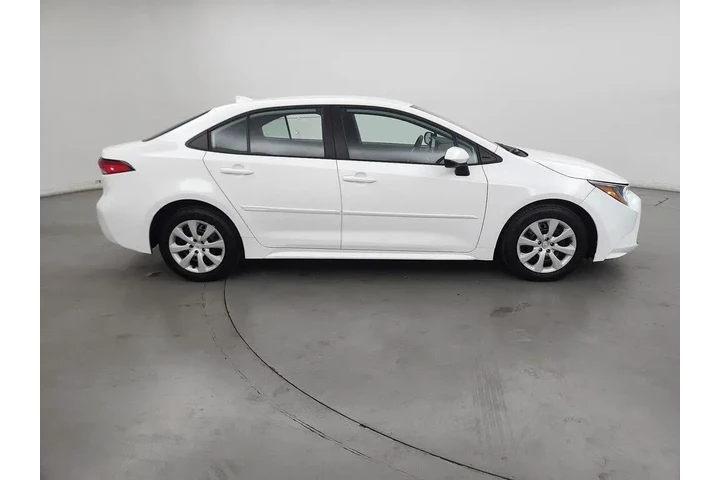 $21998 : Toyota Corolla 2024 LE 4dr S image 4