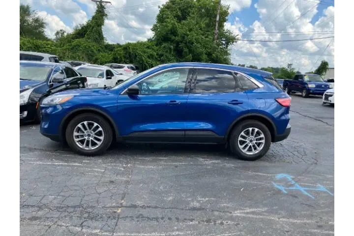$16500 : 2022 Escape SE image 1
