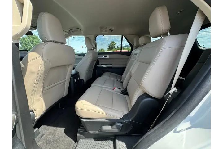 $35525 : Ford Explorer 2024 Limited 4 image 9