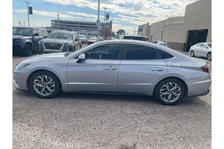 $17987 : Hyundai SONATA 2023 SEL 4dr image 9