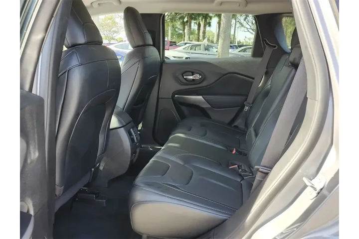 $18989 : Jeep Cherokee 2022 Latitude image 4