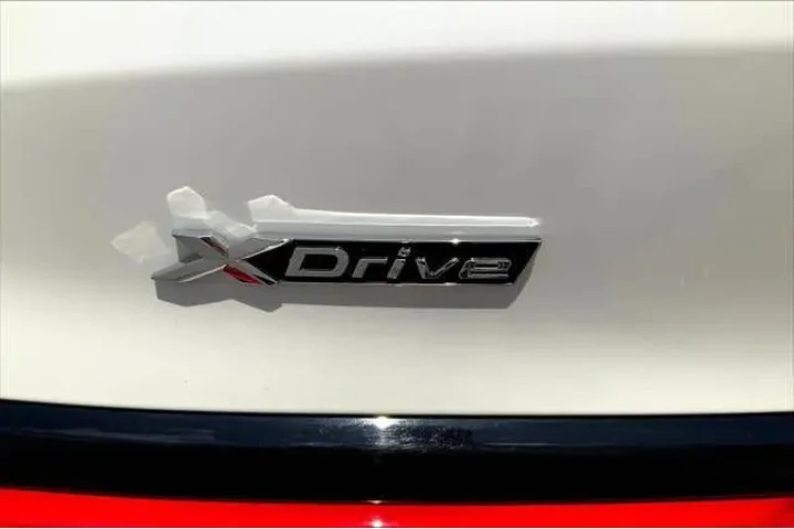 $26955 : BMW 2 Series 2024 AWD 228i x image 9