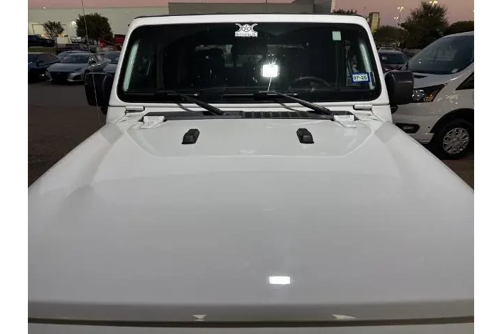 $29140 : Jeep Gladiator 2023 4x4 Spor image 9