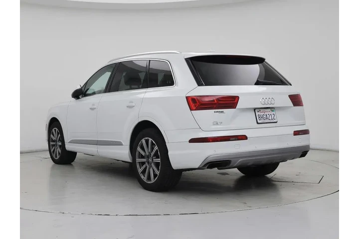 $26998 : Audi Q7 2019 AWD quattro SE image 2