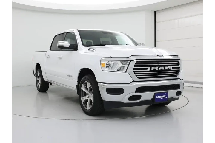 $32998 : Ram 1500 2024 4x2 Laramie 4d image 1