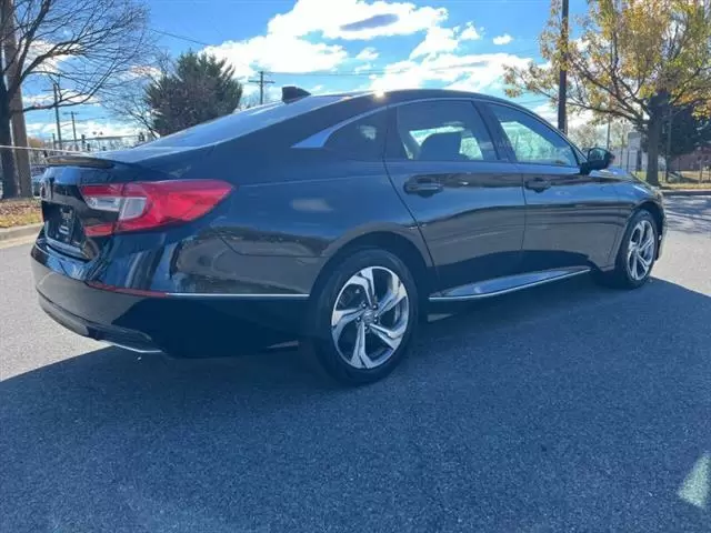 $17900 : 2020 Accord EX-L image 6