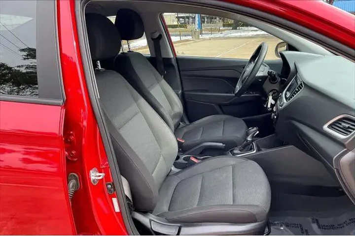 $13998 : Hyundai ACCENT 2022 SE 4dr S image 8