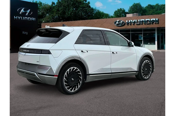 $36990 : Hyundai IONIQ 5 2024 AWD Lim image 8