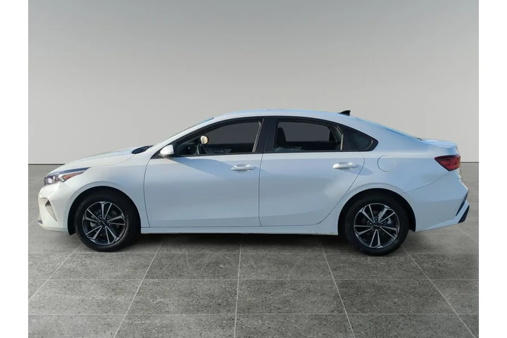 $19900 : Kia Forte 2024 image 2