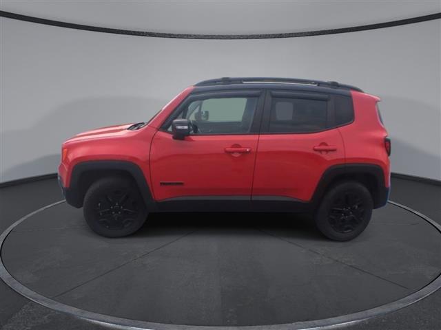 $14700 : PRE-OWNED 2018 JEEP RENEGADE image 5