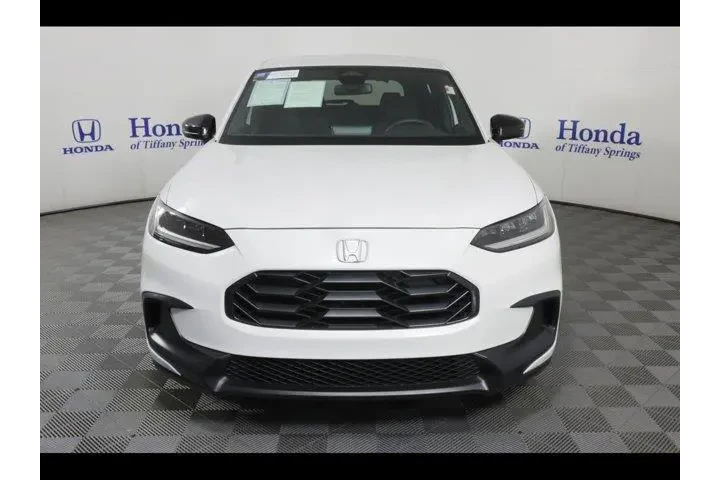 $30875 : Honda HR-V 2024 AWD Sport 4d image 2
