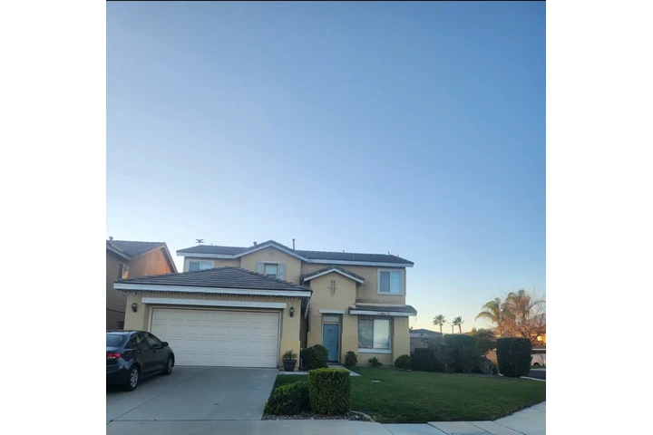 $1200 : FONTANA Master room en Renta image 1