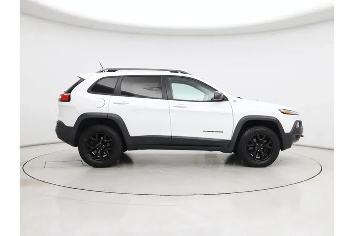 $13998 : Jeep Cherokee 2015 4x4 Trail image 7