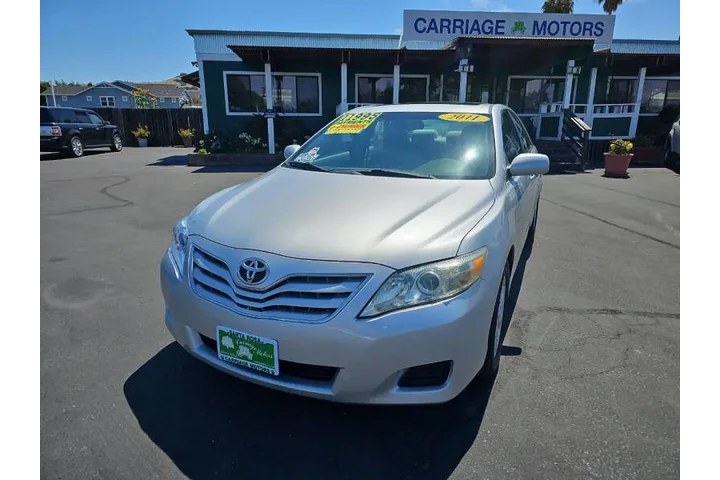 $11995 : 2011 Camry LE image 4