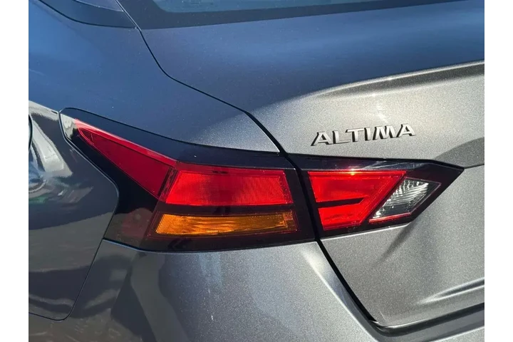 $19595 : Nissan Altima 2025 2.5 SV 4d image 10