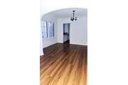 $3250 : Casa amplia en Montebello thumbnail
