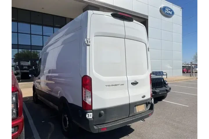 $31000 : Ford Transit 2024 250 3dr LW image 6