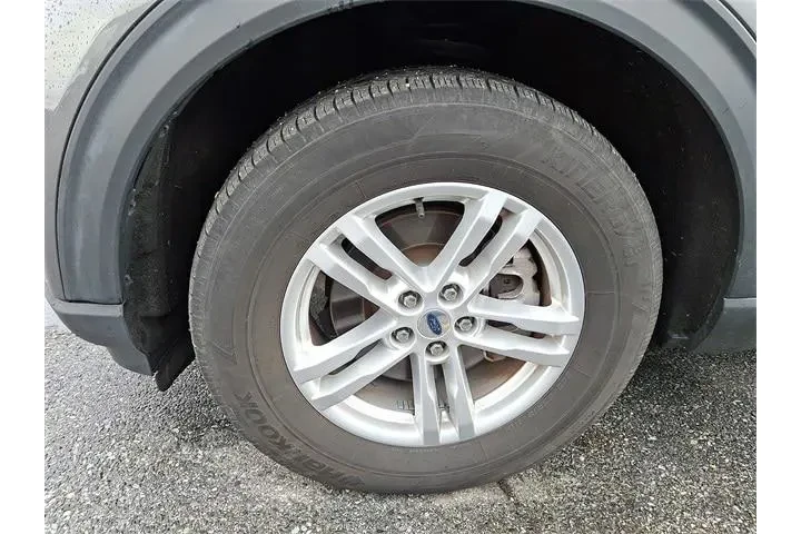 $32186 : Ford Explorer 2022 AWD XLT 4 image 4