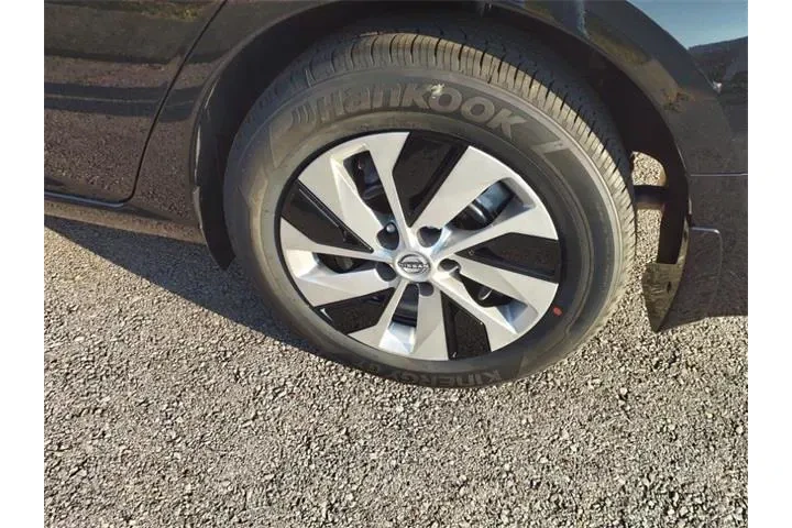 $24795 : Nissan Altima 2025 2.5 S 4dr image 4