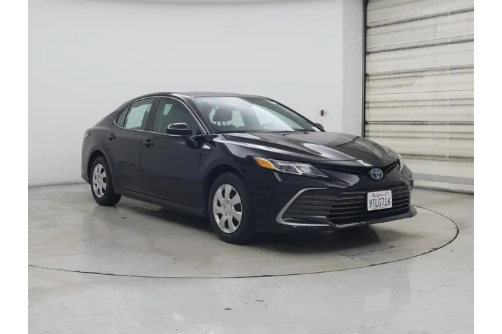 $26998 : Toyota Camry Hybrid 2023 LE image 1