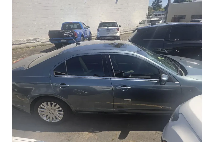 $10950 : Ford Fusion Hybrid 2011 4dr image 6