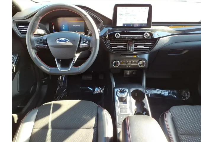 $24169 : Ford Escape 2025 AWD ST-Line image 9