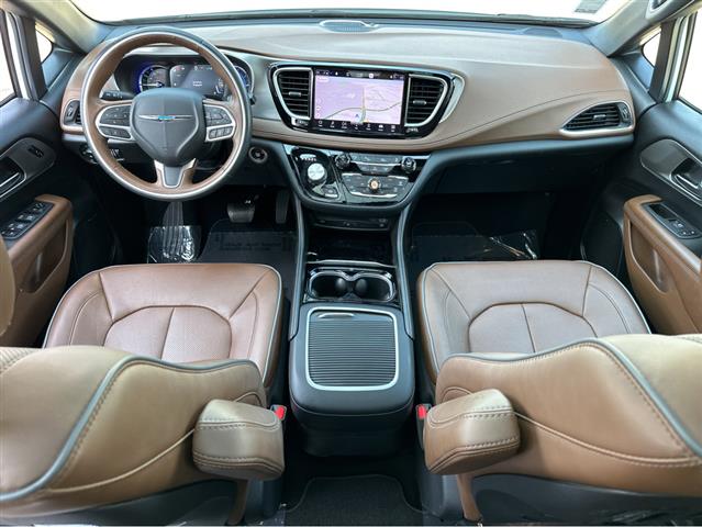 $32997 : 2021 Pacifica Hybrid Limited image 5