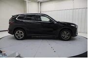 $29433 : BMW X1 2023 AWD xDrive28i 4d thumbnail