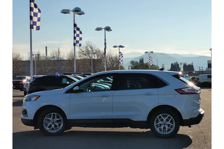 $22824 : Ford Edge 2023 AWD SEL 4dr C image 7