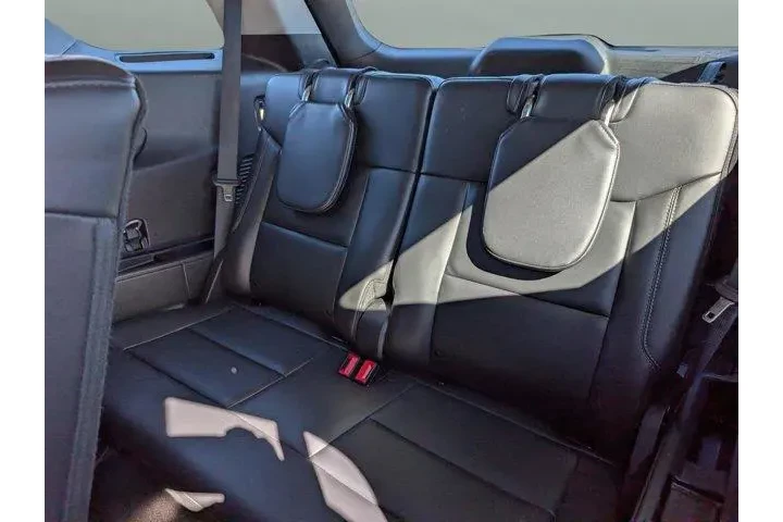 $28999 : Ford Explorer 2024 AWD XLT 4 image 9