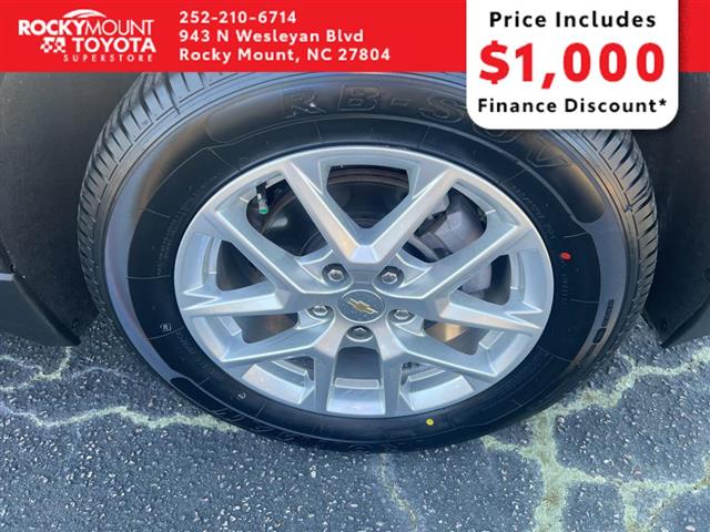 $19890 : PRE-OWNED 2022 CHEVROLET EQUI image 9