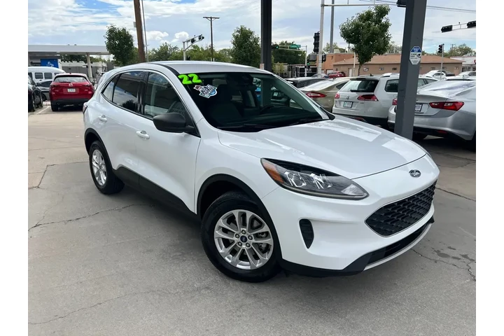 $19950 : 2022 Escape SE AWD image 3