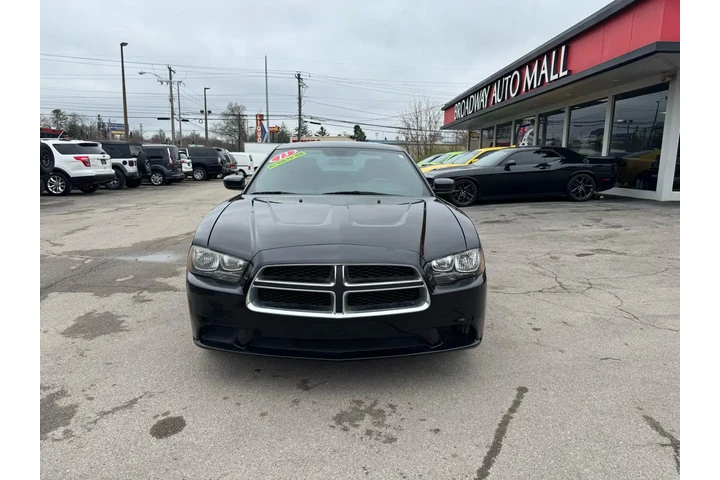 2013 Charger 4dr Sdn SE RWD image 7