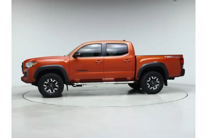 $28998 : Toyota Tacoma 2018 4x4 TRD P image 3