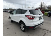 $6980 : 2017 Escape SE thumbnail