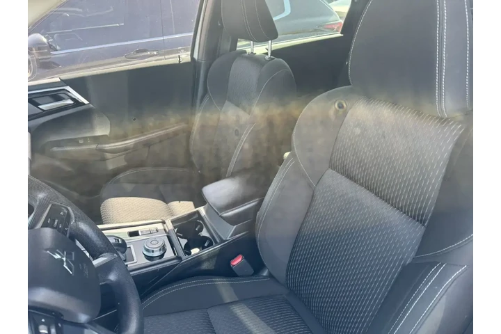 $19999 : Mitsubishi Outlander 2022 ES image 8