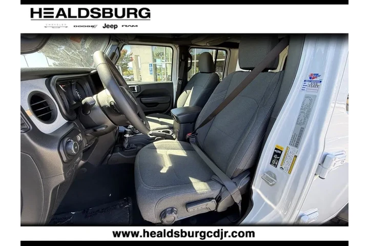 $32443 : Jeep Wrangler 2024 4x4 Sport image 9