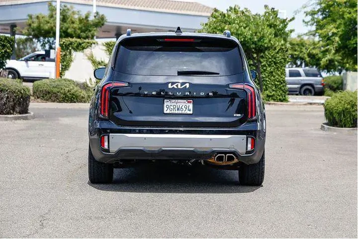 $31998 : Kia Telluride 2023 AWD SX 4d image 4