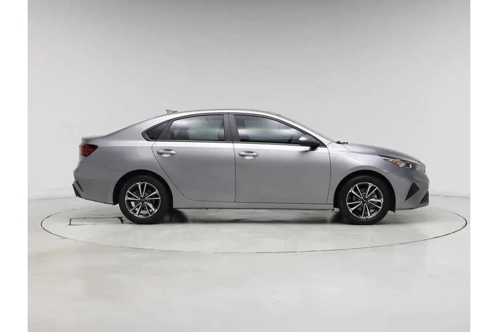 $19998 : Kia Forte 2024 LXS 4dr Sedan image 7