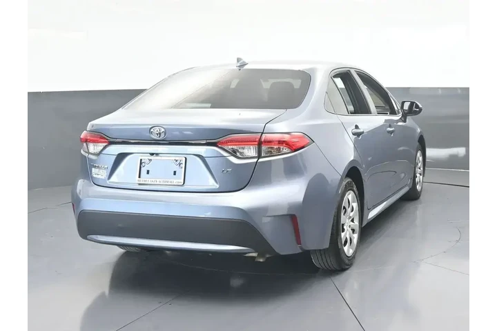 $17995 : Toyota Corolla 2022 LE 4dr S image 5