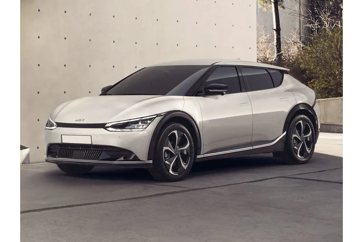 $23587 : Kia EV6 2022 AWD Wind 4dr Cr image 1