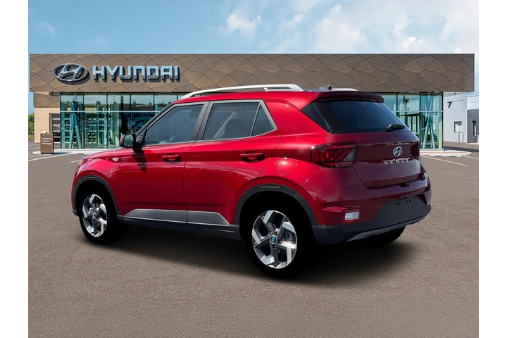 $20499 : Hyundai VENUE 2026 SEL 4dr C image 4