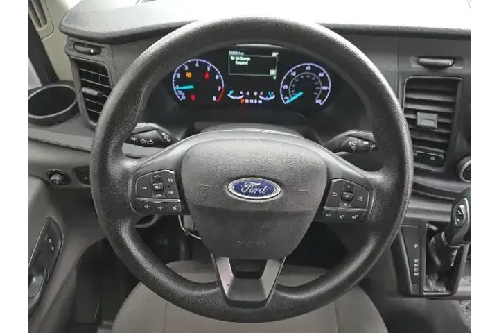$31950 : Ford Transit 2020 250 3dr SW image 9
