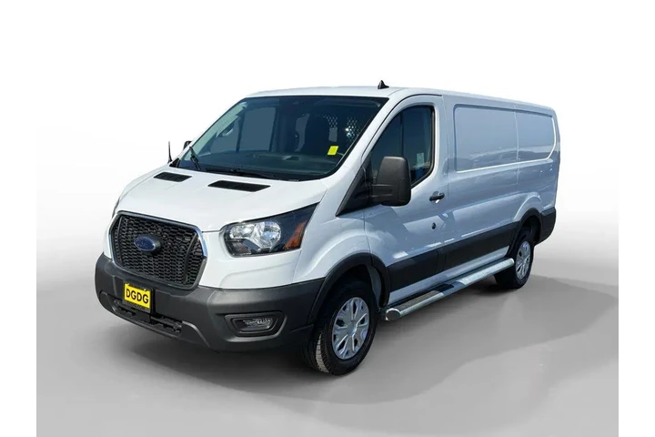 $32477 : Ford Transit 2024 250 3dr LW image 1