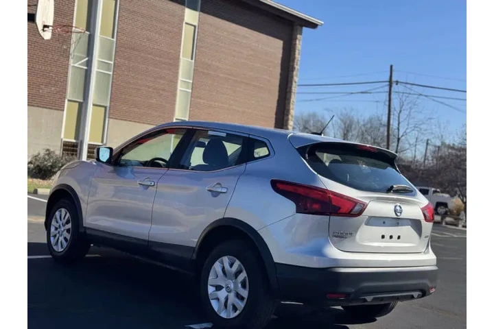 $8999 : 2019 Rogue Sport S image 6