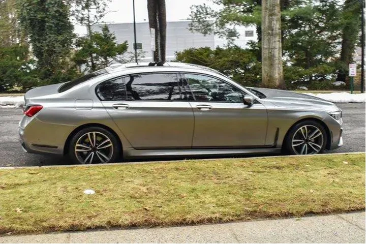 $38995 : BMW 7 Series 2021 AWD 750i x image 9