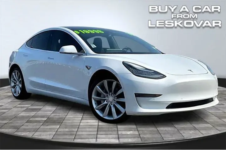 $15998 : Tesla Model 3 2018 Mid Range image 1