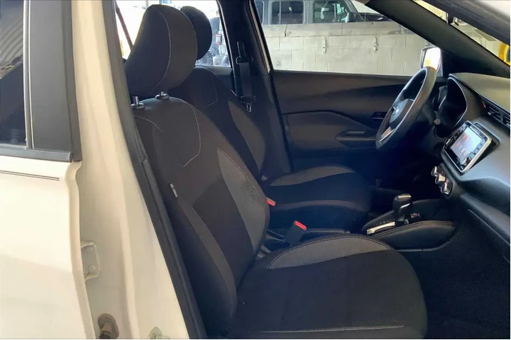 $10828 : Nissan Kicks 2019 S 4dr Cros image 8